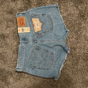501 Levi’s Shorts